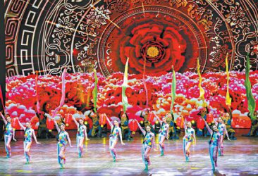 京华舞台春意暖 好戏连台年味浓