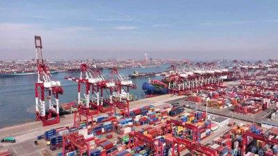 126个生产泊位满负荷运转！山东港口青岛港春节