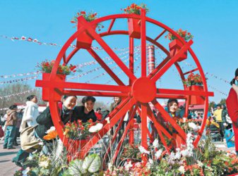 北京:全市公园接待游客超千万人次
